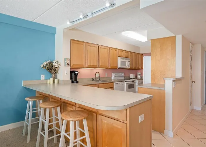 Towers-wonderful Ocean Views From 2 Bedroom With Indoor Pool!