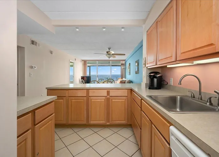 Towers-wonderful Ocean Views From 2 Bedroom With Indoor Pool! Ocean City