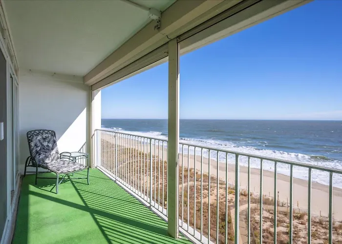 English Towers-Wonderful Ocean Views From This 2 Bedroom Condo With Indoor Pool! Ferienhaus *